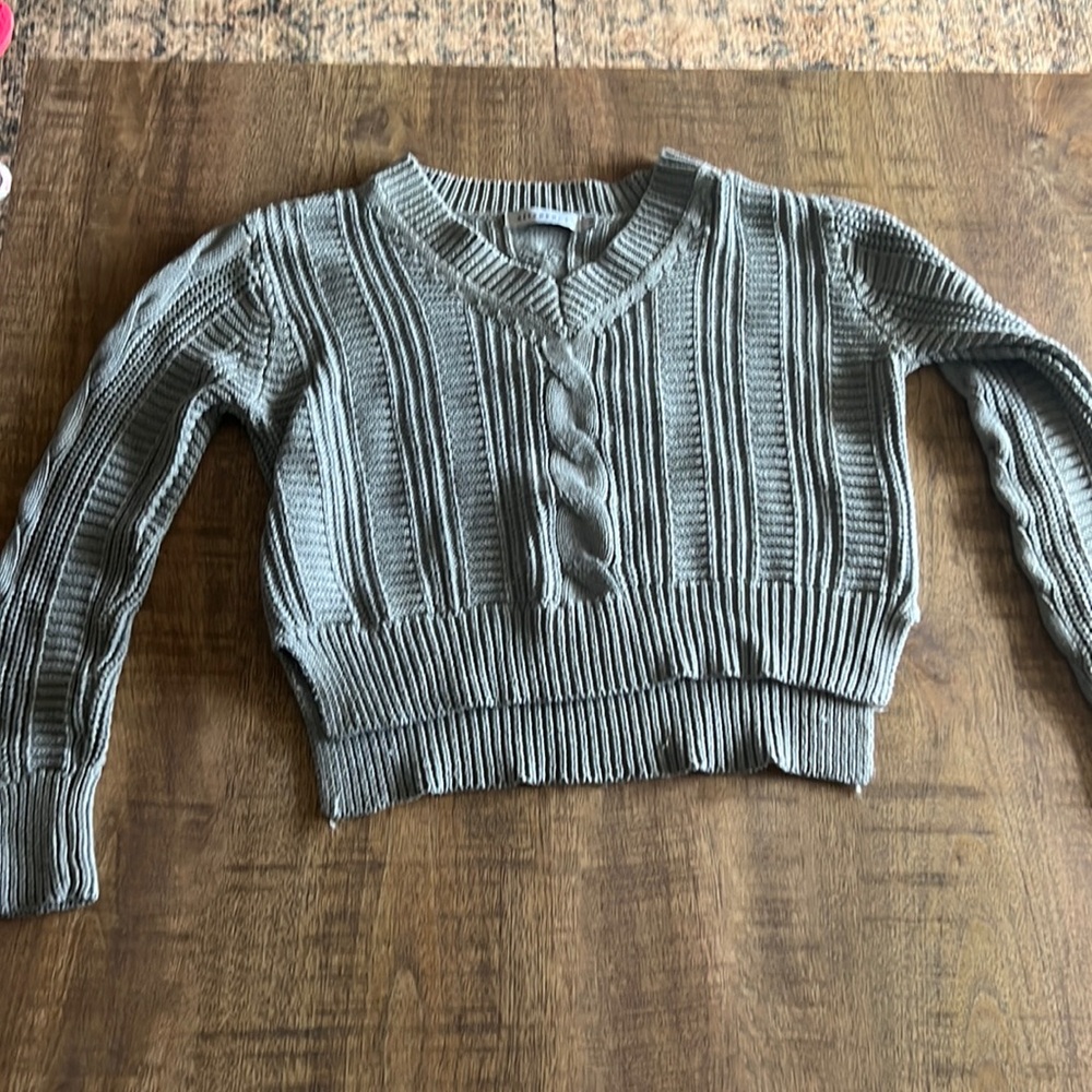 Grey sweater